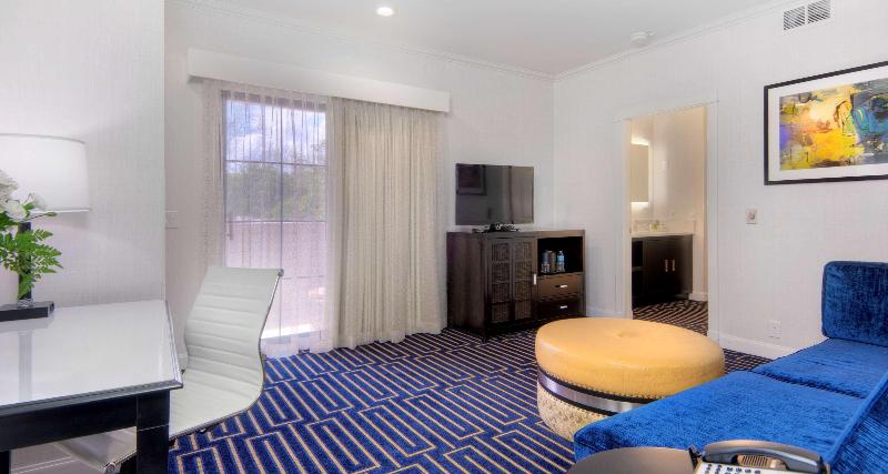 스위트 킹사이즈 침대, Best Western Plus Palm Court