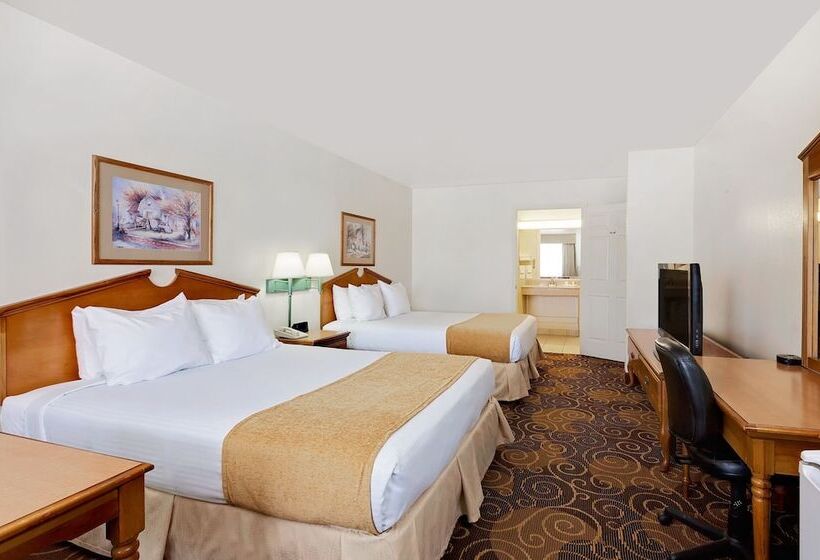 스위트 킹사이즈 침대, Days Inn By Wyndham San Angelo