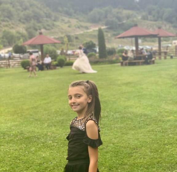 آپارتمان 1 خوابه با بالکن, Emro S