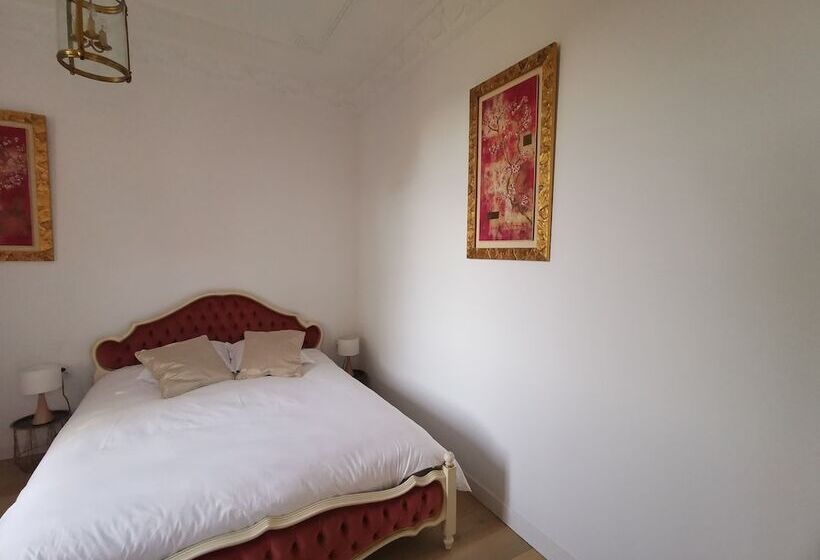 Номер Superior, Chateau De Saintgenix