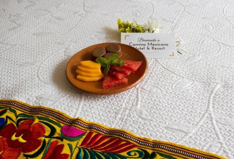 بنگله خانوادگی, Camino Mexicano Hotel & Resort