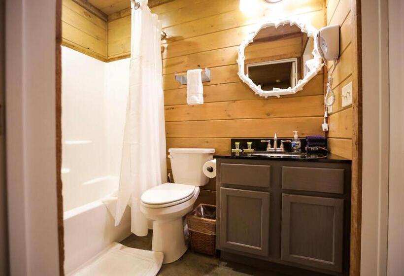 스탠다드 룸, Knotty Squirrel Cabins