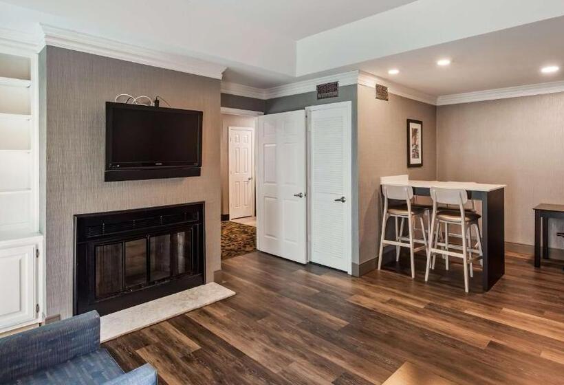 스위트, Best Western Brentwood