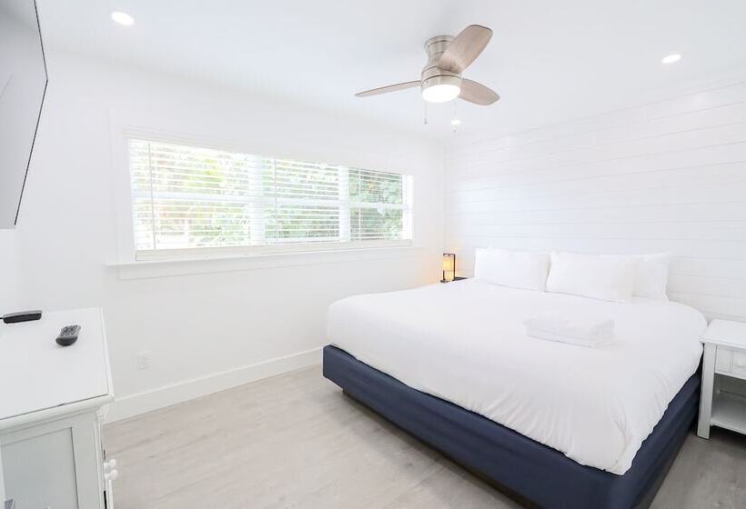 Люкс, Siesta Key Beach Resort And Suites