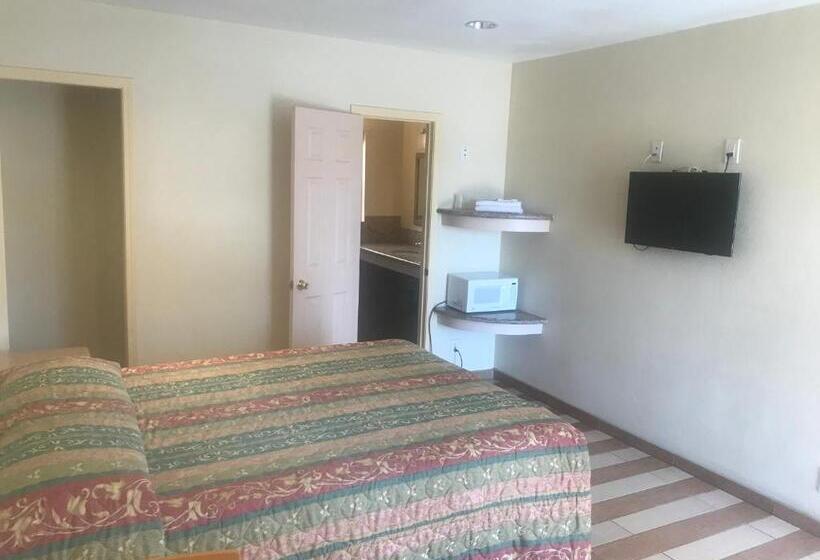 Quarto Estandar, All 8 Motel