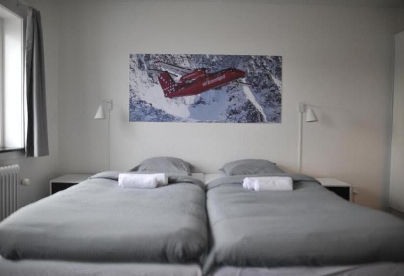 اتاق استاندارد با سرویس بهداشتی مشترک, Nuuk City Hostel