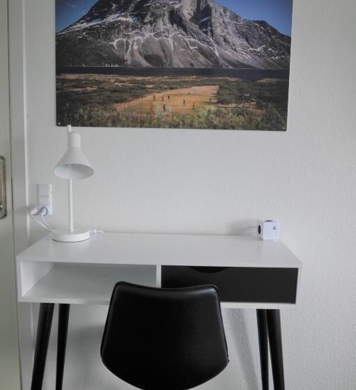 اتاق خانوادگی با سرویس بهداشتی مشترک, Nuuk City Hostel