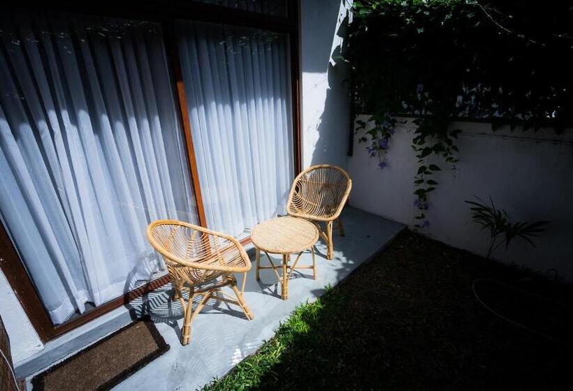 اتاق لوکس سه تخته, Kozy B&b