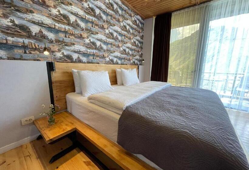 Deluxe Room Mountain View, Vache