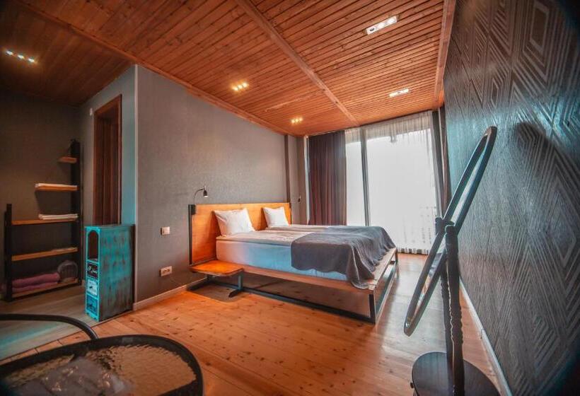 Deluxe Room Mountain View, Vache