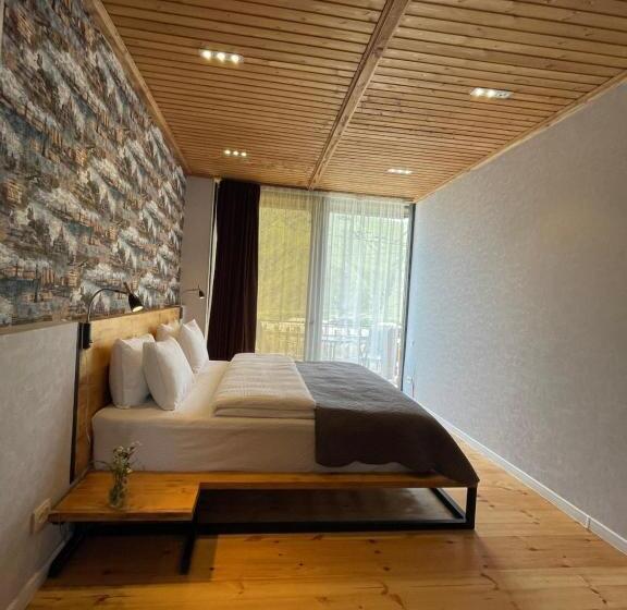 Deluxe Room Mountain View, Vache
