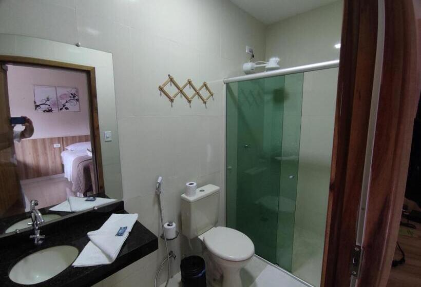 اتاق سوپریور چهار تخته, Pousada Das Rosas