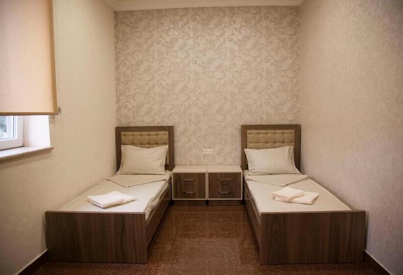 اتاق اکونومی, Liko Hostel