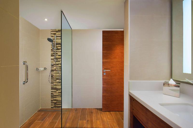 Люкс Адаптированный для Инвалидов, Larkspur Landing Extended Stay Suites Bellevue