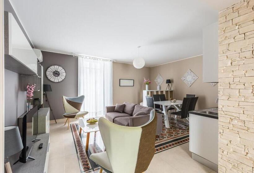 آپارتمان 2 خوابه, Modica For Family   Rooms And Apartments