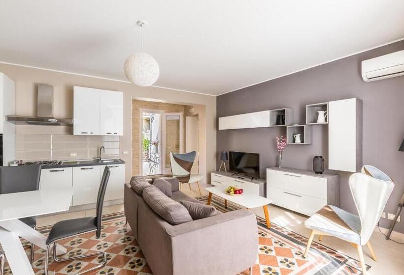 آپارتمان 2 خوابه, Modica For Family   Rooms And Apartments