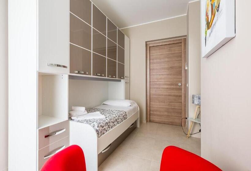 آپارتمان 2 خوابه, Modica For Family   Rooms And Apartments