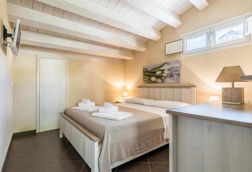 آپارتمان 1 خوابه با تراس, Modica For Family   Rooms And Apartments