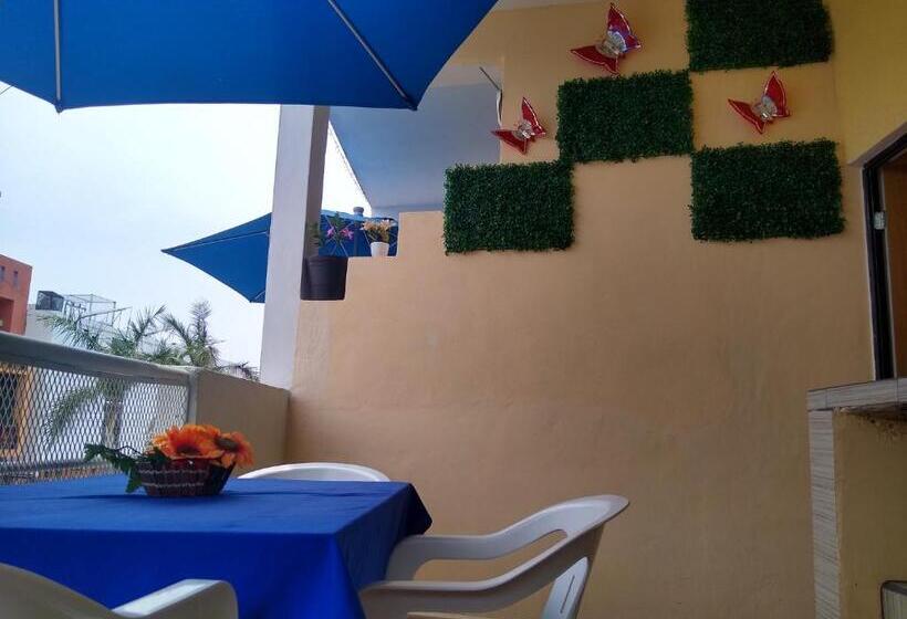 بنگله خانوادگی, Los Bungalitos
