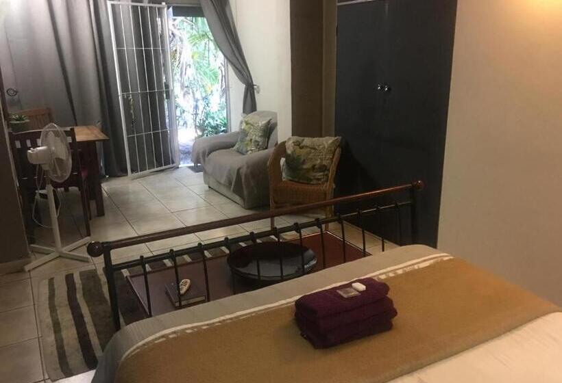 스탠다드 룸 가든 전망, Garden Apartments