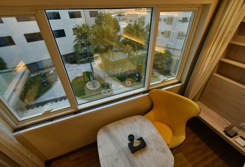 Люкс Executive Вид на Сад, The District Hotel Najran