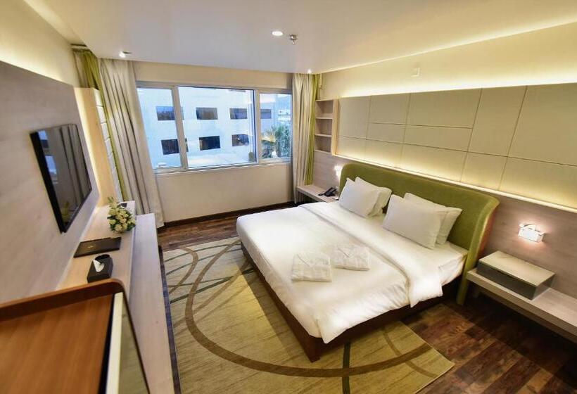 Люкс Executive Вид на Сад, The District Hotel Najran
