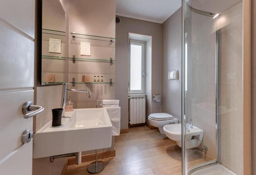 اتاق استاندارد سه نفره, B&b L' Orangerie