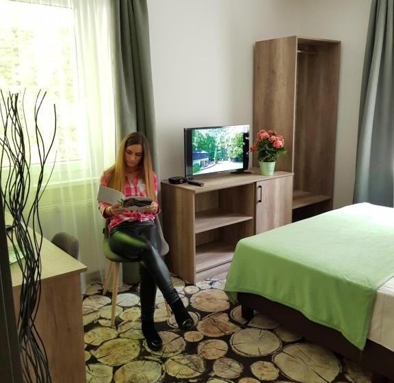Family Suite, Erdővarázs Panzió