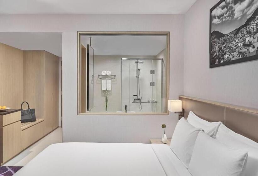 Номер Deluxe Кровать Кинг Вид на Город, Avani Central Busan