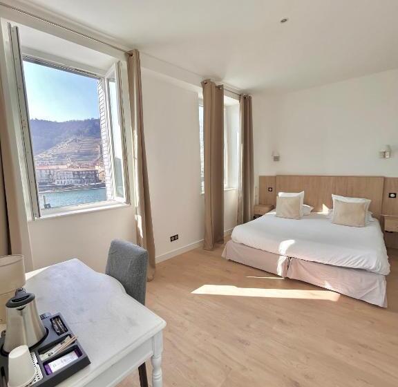 Номер Комфорт, Hôtel Les Deux Coteaux