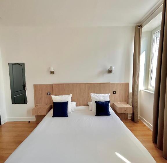 Номер Комфорт, Hôtel Les Deux Coteaux