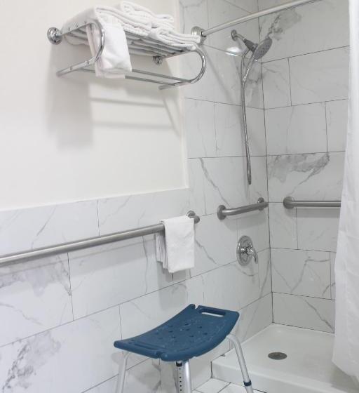 Номер Стандарт Кровать Кинг Адаптированный для Инвалидов, Rodeway Inn