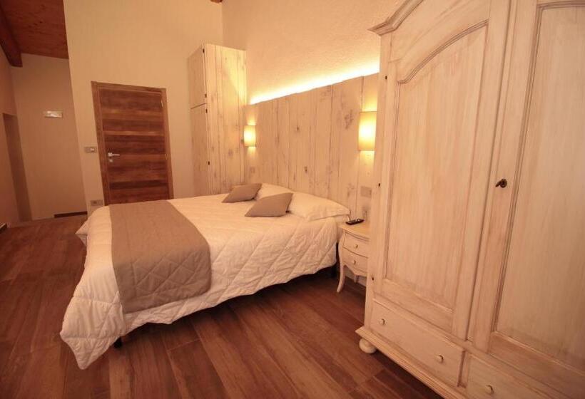 اتاق اکونومی, Agr. Cascina Fabbrica
