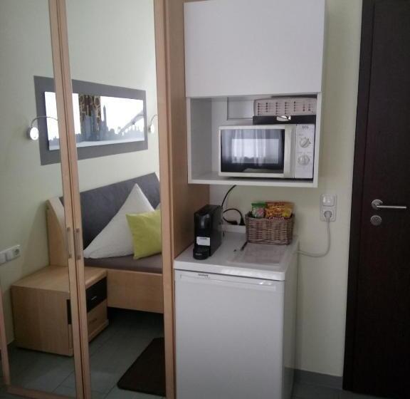 Номер Стандарт, Cafe Und Pension Ringer