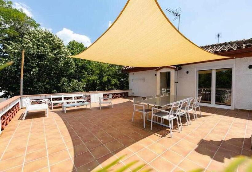 اتاق استاندارد, Newly Renovated Room W Pool & Bikeparking