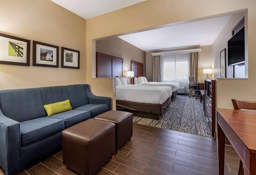 سوییت, Comfort Suites Keeneland