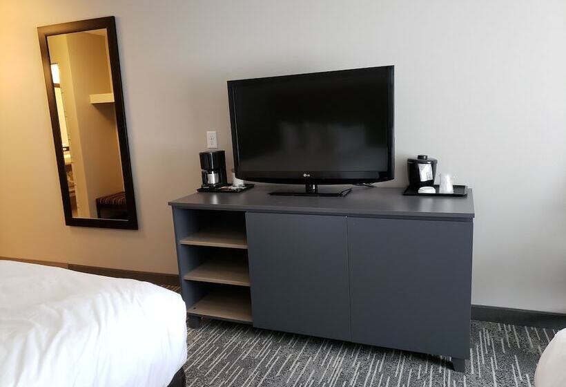 Люкс с гидромассажем, Country Inn & Suites By Radisson, Detroit Lakes, Mn