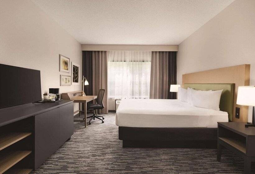 Люкс с гидромассажем, Country Inn & Suites By Radisson, Detroit Lakes, Mn