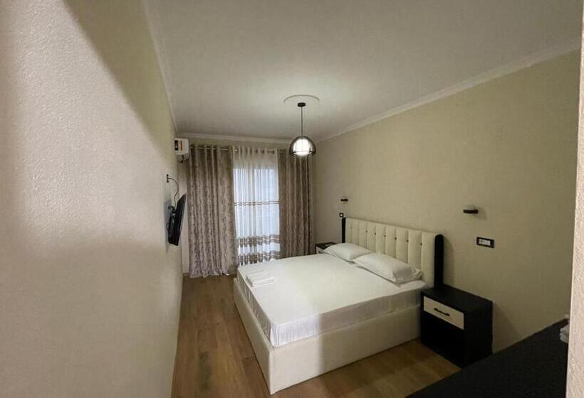 اتاق سوپریور با تخت بزرگ, Belvedere