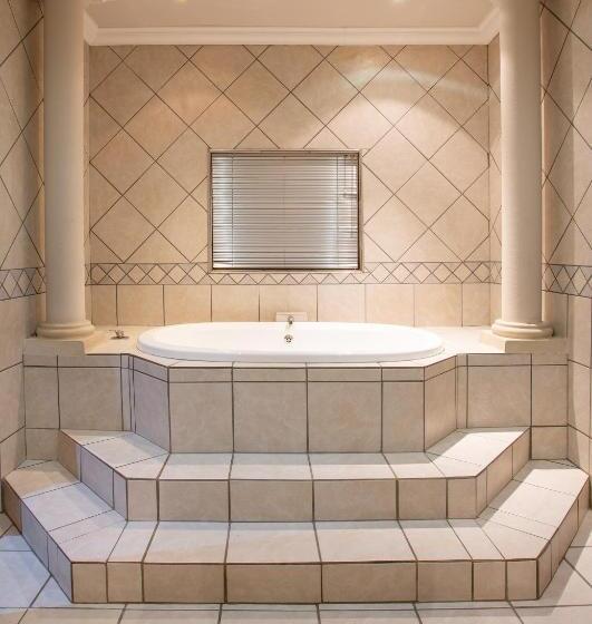 Стандартный Номер Кровать Кинг, Spacube Luxury Suites And Spa