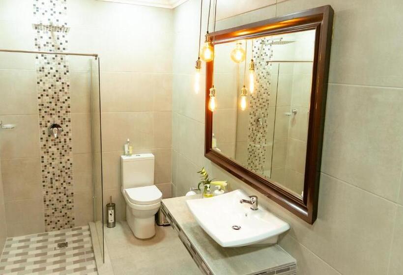 Номер Superior Кровать Кинг, Spacube Luxury Suites And Spa