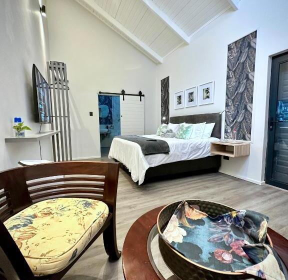 Студия Deluxe, Spacube Luxury Suites And Spa