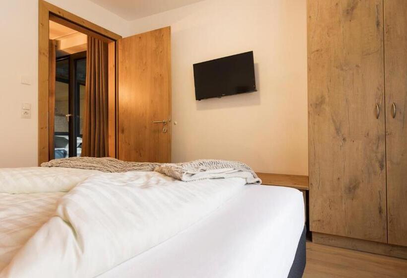 Апартаменты 3 Спальни, Aparthotel Herzblick Gmbh