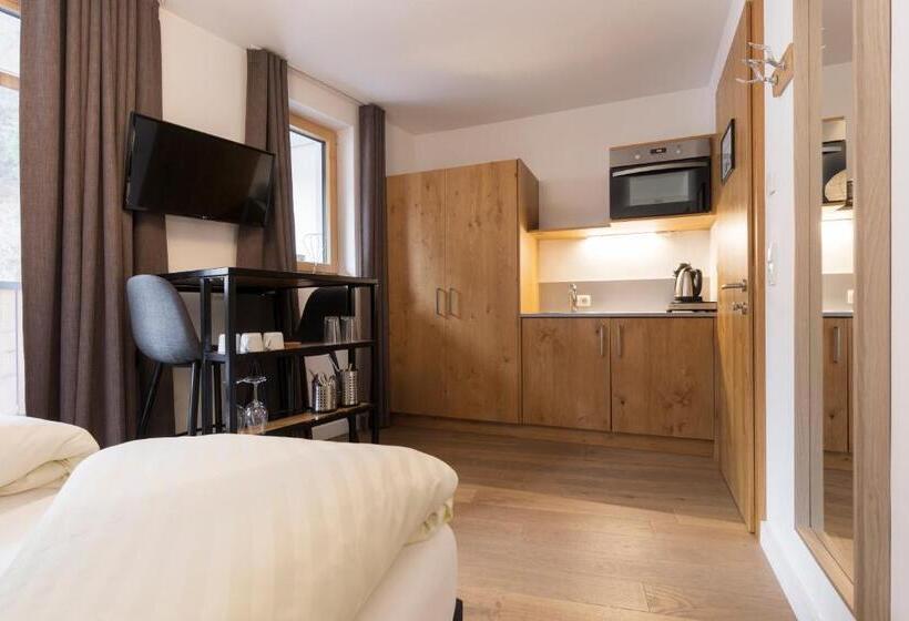 Студия Стандарт, Aparthotel Herzblick Gmbh