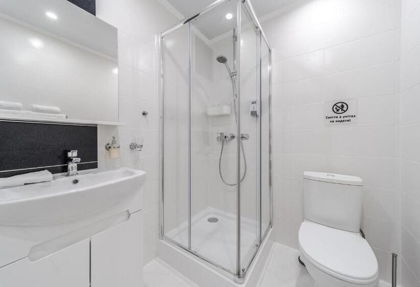 اتاق استاندارد با بالکن, Guest House
