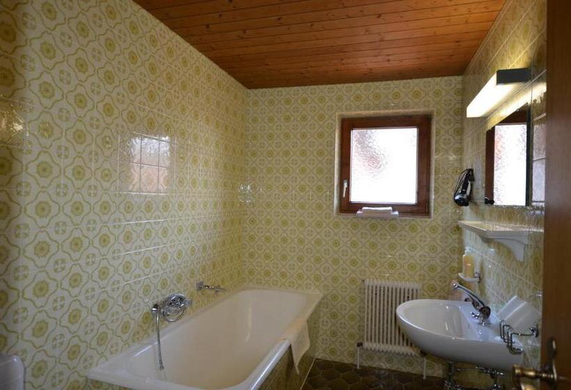 Номер Стандарт Трехместный, Haus Monika Und Haus Claudia