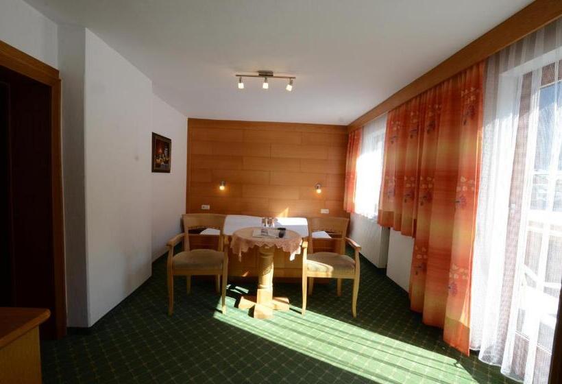 Номер Стандарт с Балконом, Haus Monika Und Haus Claudia