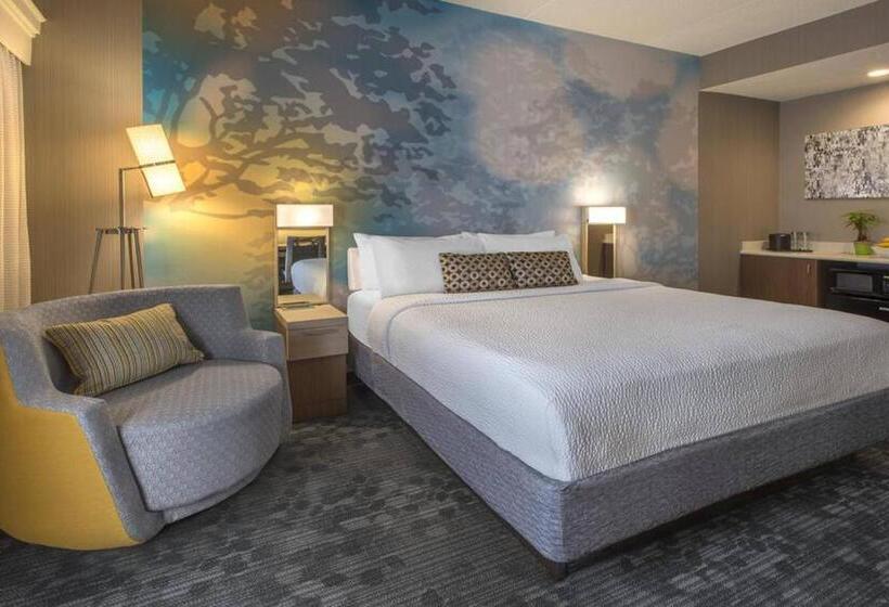 Президентский Люкс, Courtyard By Marriott Cleveland Westlake