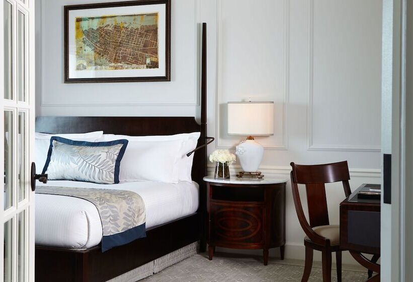 سوییت, The Charleston Place