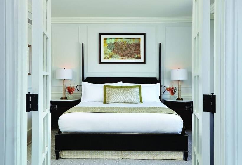 سوییت, The Charleston Place